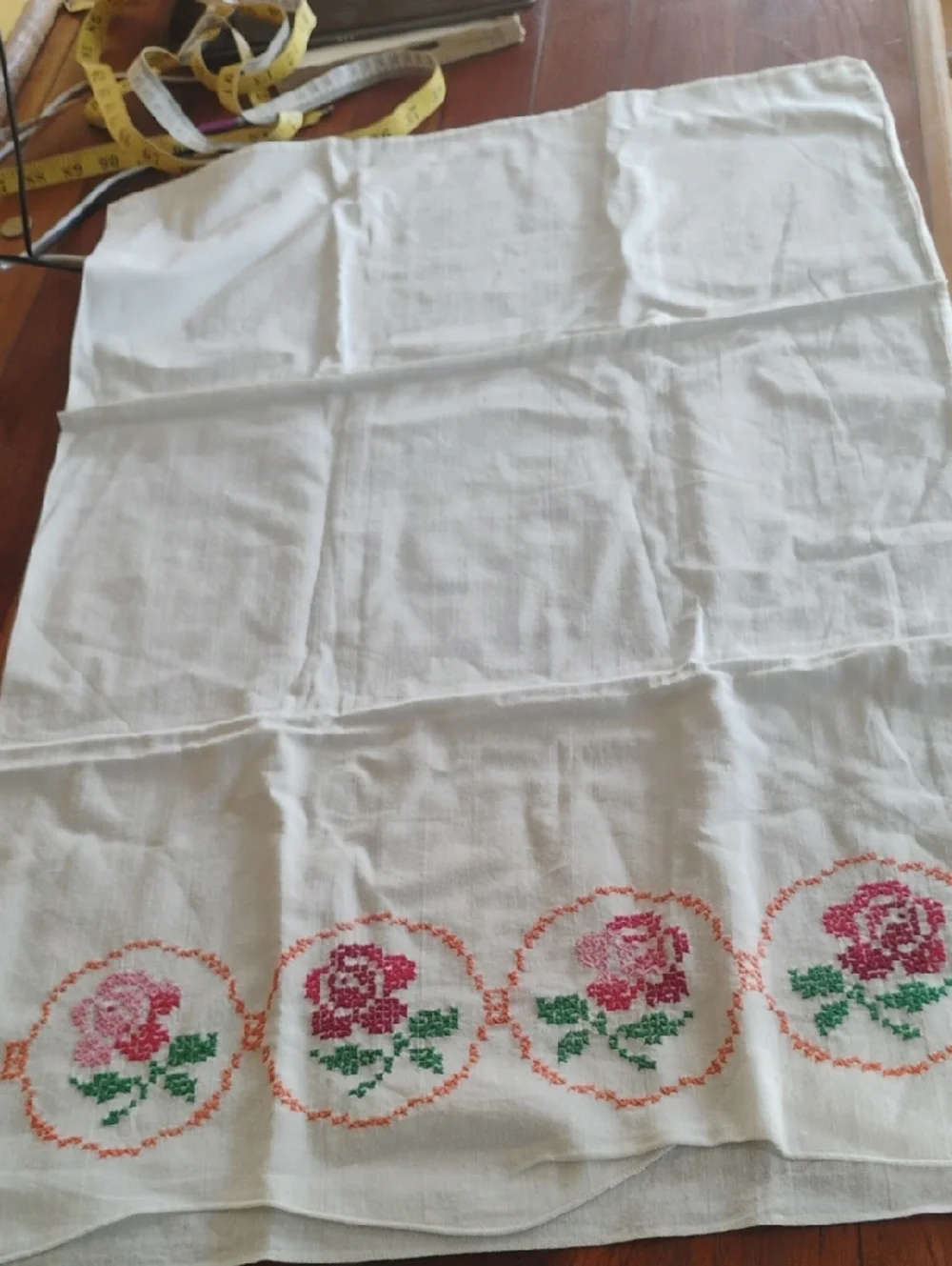 EMBROIDERED  ROSE  🌹 STANDARD PILLOWCASE VINTAGE VNPLVC